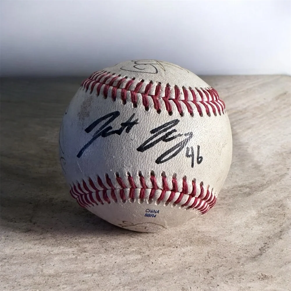 MYSTERY AUTOGRAPHED Baseball please read below 👇many autographs one ball